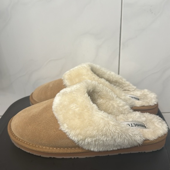 MINNETONKA Mules Slippers - Picture 4 of 9